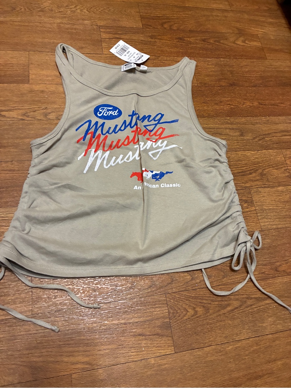 Junior’s Sleeveless Tie-Side Graphic Tank Top Size XL NWT